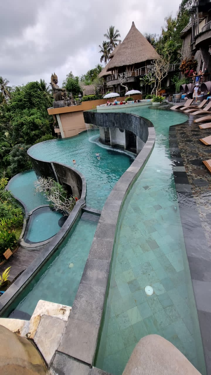 اقامت تور گروهی بالی - سنگاپور